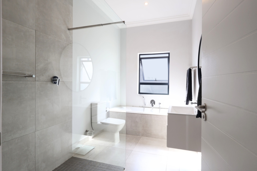 3 Bedroom Property for Sale in Nuwe Uitsig Western Cape